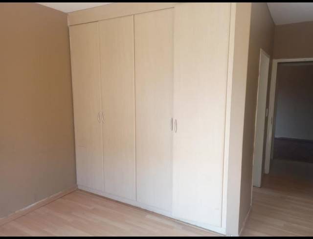 3 BEDROOM APARTMENT FOR SALE IN BOKSBURG NORTH